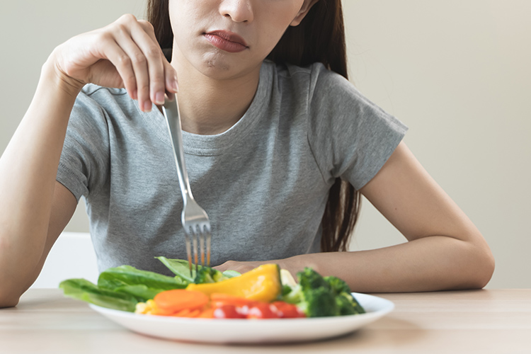 極端な食事制限